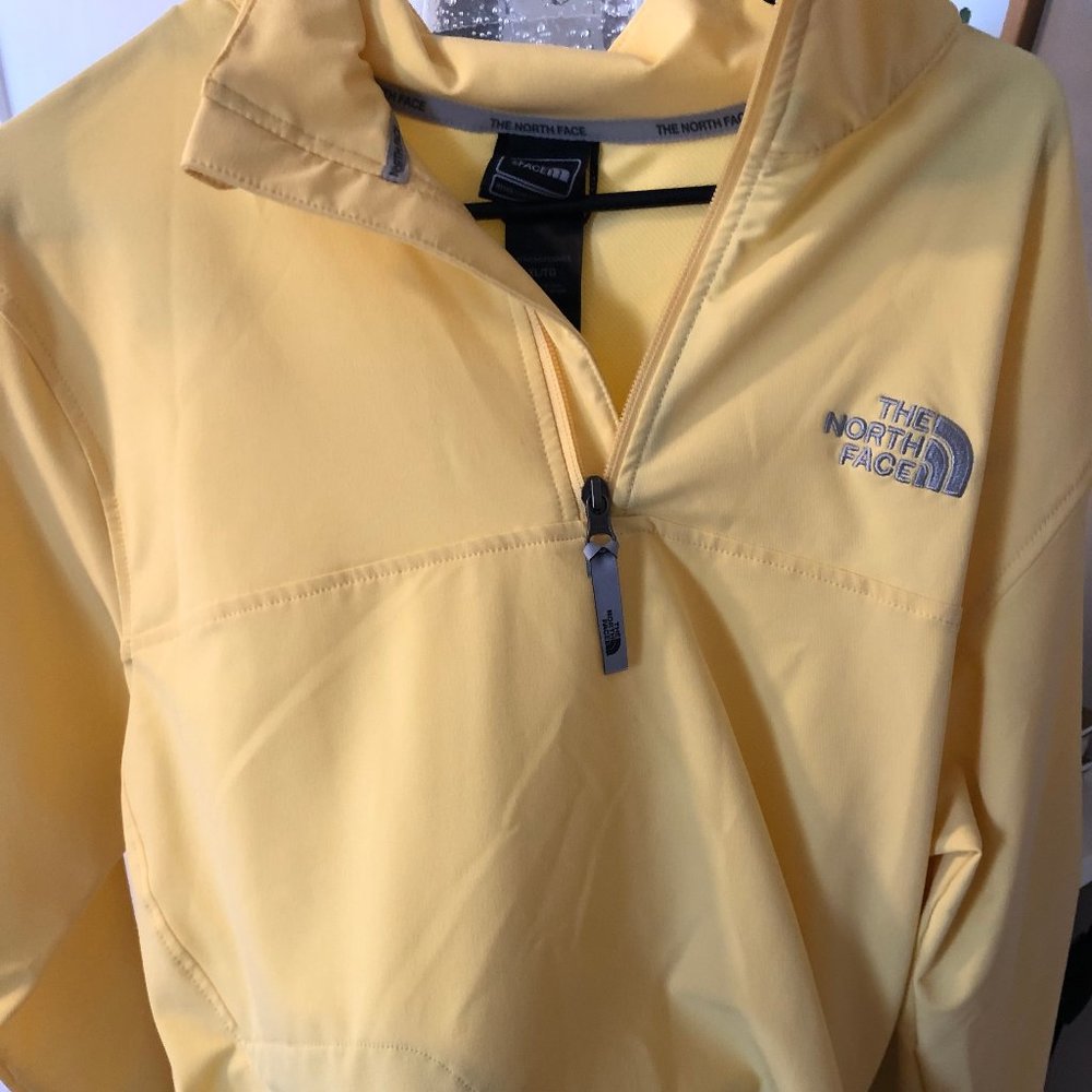 Women's NorthFace Pullover Jacket Yellow XL